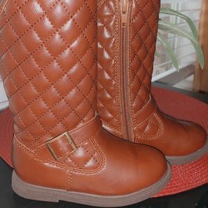 Toddler Carter’s Boots-Size 7M